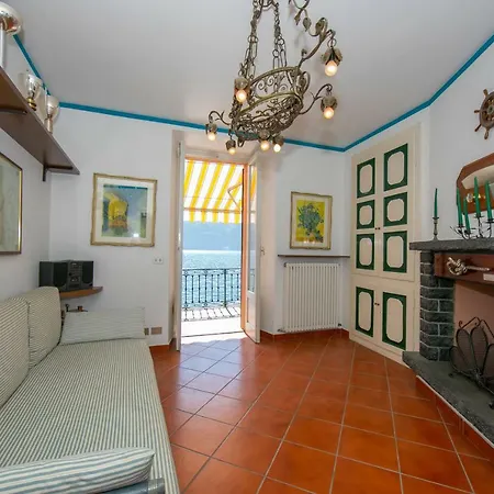 La Casa Sul Molo Appartamento Carate Urio
