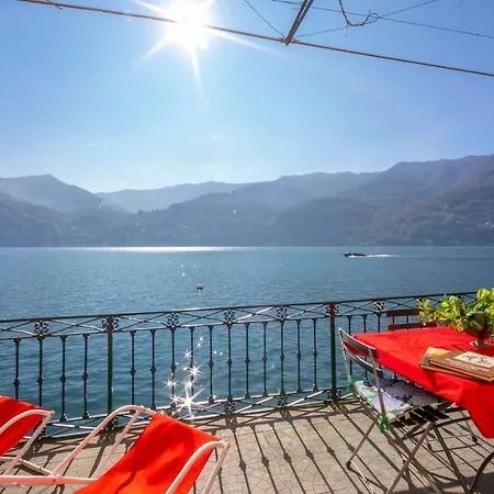 Appartamento La Casa Sul Molo Carate Urio